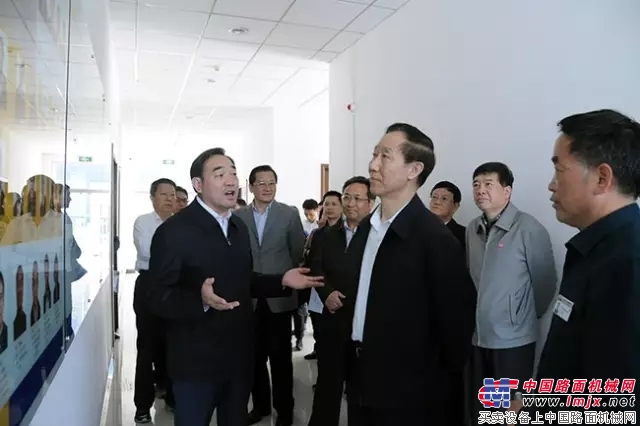 全国政协副主席王家瑞：徐工是中国制造的骄傲！