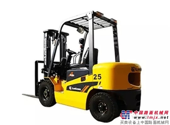 柴油/液化石油气叉车 Diesel/LPG Forklift Trucks