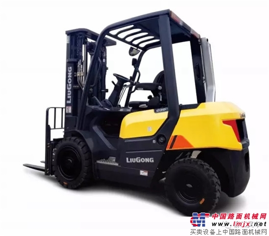 柴油/液化石油气叉车 Diesel/LPG Forklift Trucks