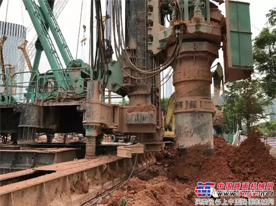 上海金泰SZ80-35多功能钻机应用再获拓展 深圳后海高效完成咬合桩基坑支护
