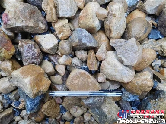 宝峨双轮铣槽机投入使用于杭州地铁，高效入岩大幅度加快连续墙施工进度