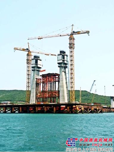 中联重科助建世界首座海峡公铁两用大桥 筑海峡两岸“连心桥”