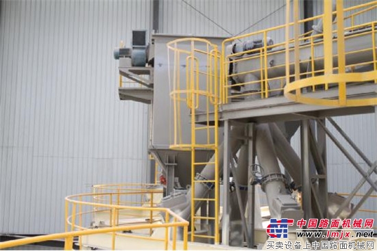 南方路机干混砂浆搅拌设备在杭州益森的应用