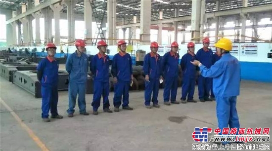 方圆集团建材机械有限公司开展“安全生产月”活动