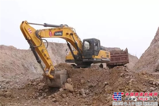 矿山中的钢铁侠丨雷沃FR370E挖掘机实景工况照片集锦
