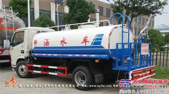 國五東風多利卡D6五噸灑水車