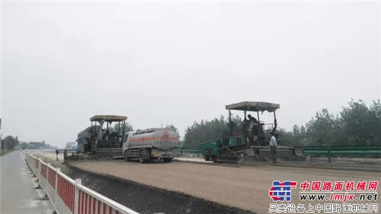 徐工高新道路机械产品推介会滁州站成功举办