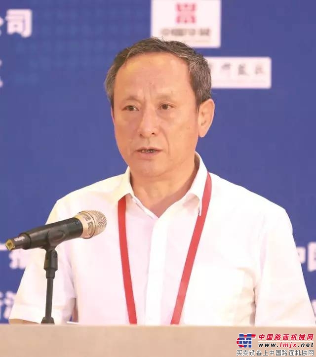 徐工王民放言：到中国制造2025战略收尾时，徐工一定要进入世界工程机械豪华俱乐部！ 