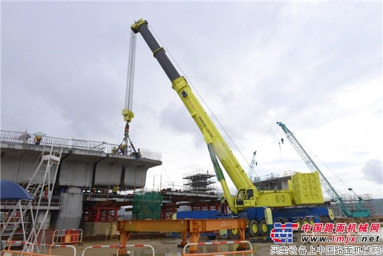 中联重科在香港举行大吨位全地面起重机推广会 为全球吊装添砖加瓦