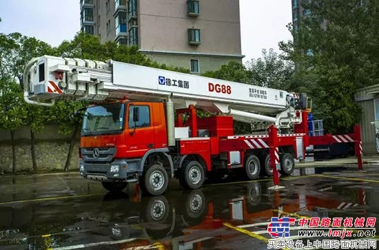 88米！27层楼！徐工DG88登高平台消防车国内销售首发！