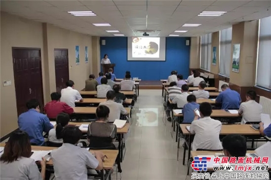中交西筑开展2017年廉洁道德讲堂活动