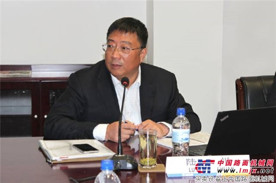 徐州市市长周铁根点赞徐工巴西： 要把徐工巴西打造成中巴融合和可持续发展的典范