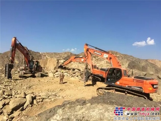 “掘”世高手 尽在斗山大型机设备