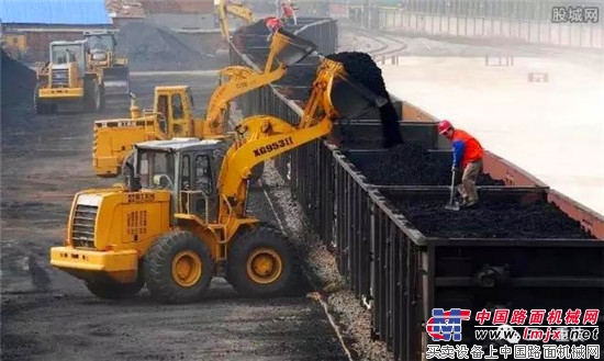 炼焦煤价持续上涨 销售火爆频现“车等煤”现象