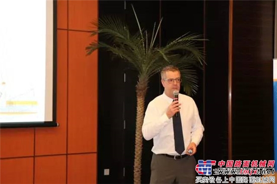 宝峨举办超深项目技术交流会,参观浦西“第一高楼”在建工地 