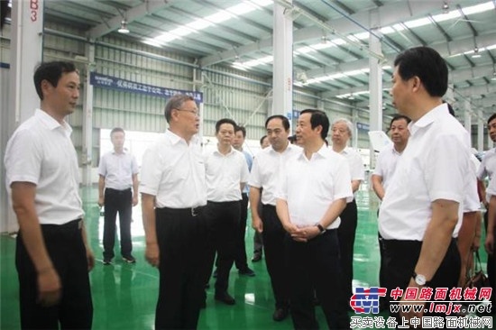 达哲省长调研山河科技：要抓住通航发展的机遇 