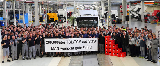 第20万辆曼恩TGL/TGM在斯太尔工厂下线