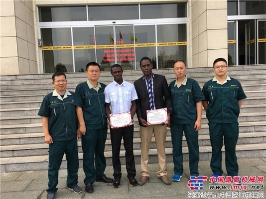山推几内亚大客户服务经理技术培训圆满结束