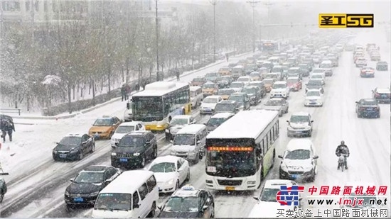 圣工智能破冰除雪车，破冰除雪、一步到位