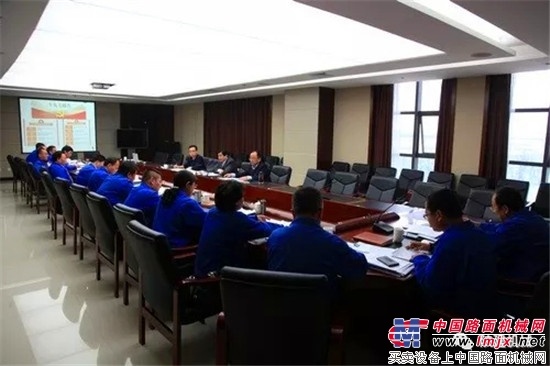 李德锁旁听督导陕建机股份党委中心组十九大精神专题学习研讨
