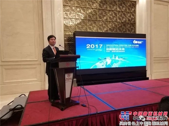 创新驱动未来 ——记柳州柳工叉车2017国内经销商年会 