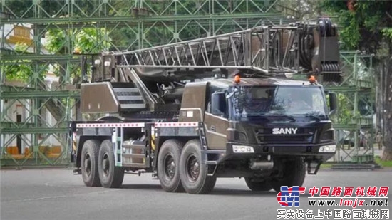 首台三一重型吊車，列裝南美勁旅阿根廷陸軍！ 