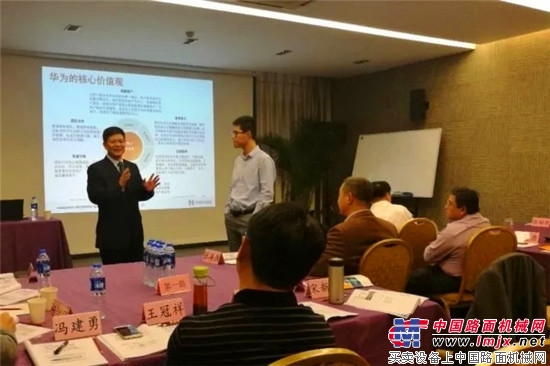 学习先进找差距 加压奋进促发展——岳首筑机李阿雁董事长随团赴深圳华为总部考察学习