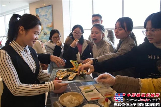 厨神驾到！三一首届“美食兴趣班”美味开讲 