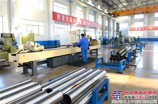 方圆集团上海建设机械有限公司提前完成全年任务