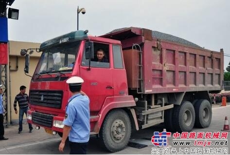 大力推行环保 新增标准、提升补贴、北京重拳治理高排放车