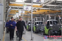 芜湖市区政府领导到访中联重科工业车辆公司