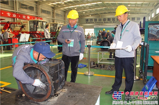 雷沃阿波斯服务之星全国维修技能竞赛在潍坊举行