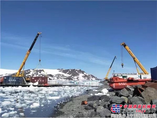 南极挑战：4台徐工起重机凭借哪些“极限本领”让科考站屹立在南极风雪中？
