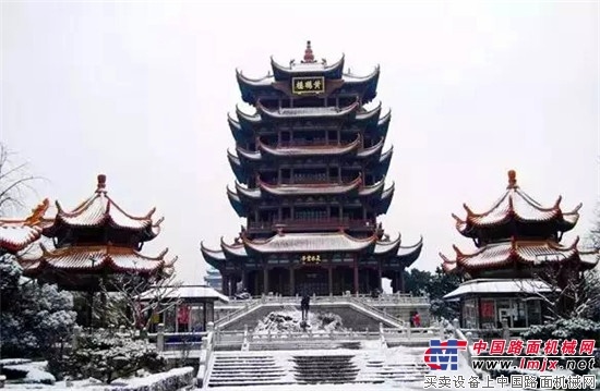 16000人投票选出！“湖北最美起重机”原来在这里！
