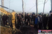 13岁小学生坠入河南郸城农田机井，挖掘机半小时救出