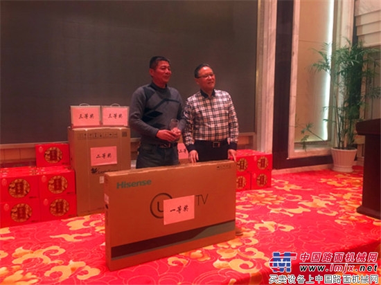 无锡雪桃2017年感恩有您年终答谢会