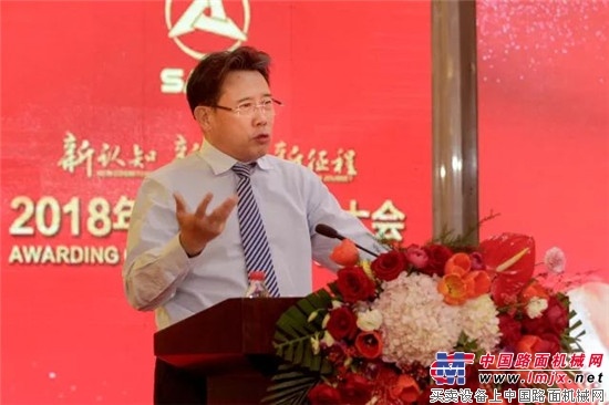春华秋实三十载，又是今朝庆功时！亲爱的三一，生日快乐