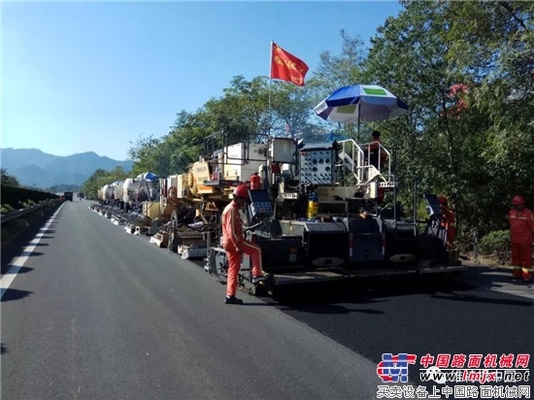 维特根就地热再生机组在浙江台金高速公路的应用 