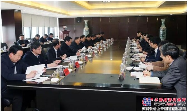 周铁根市长到徐工调研座谈：支持徐工做大做强！