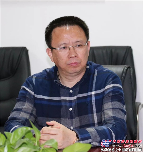 徐州市市工商联王海永主席到工程机械商会检查指导工作