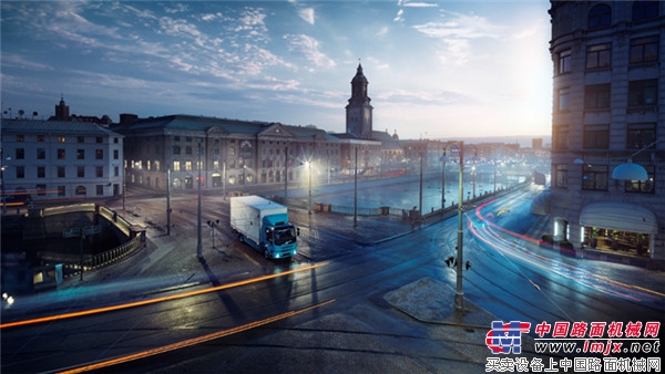沃尔沃卡车首款纯电动卡车首秀 助力城市可持续发展