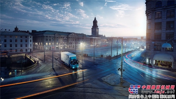沃爾沃卡車首款純電動卡車首秀 助力城市可持續發展