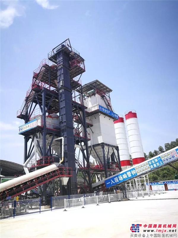 【新站速递】南方路机S3干式制砂设备在广西融河高速的运用