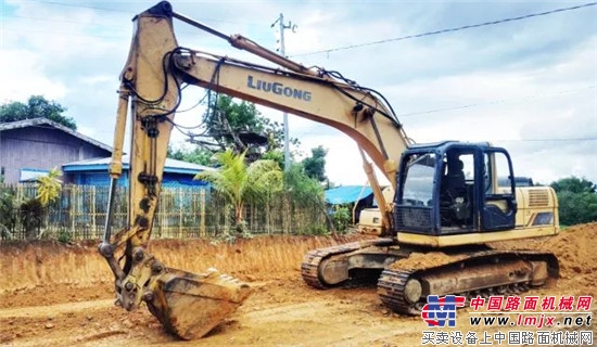 柳工成套设备助力菲律宾道路建设 