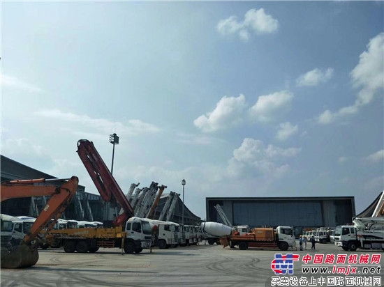 中国长沙亚洲首届最大规模工程机械二手设备交