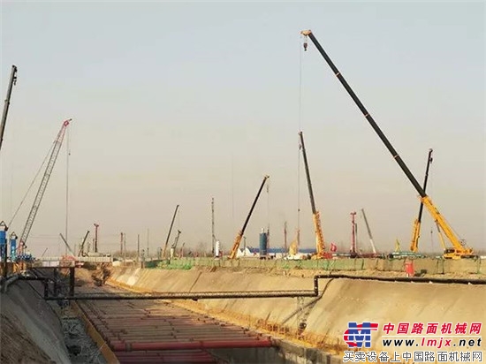 200台徐工起重机助力北京新机场建设