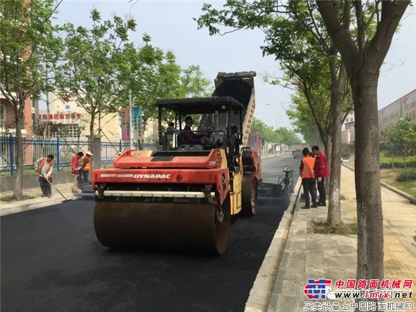 您身边的筑路专家——戴纳派克全系列筑路设备助力武汉城市建设