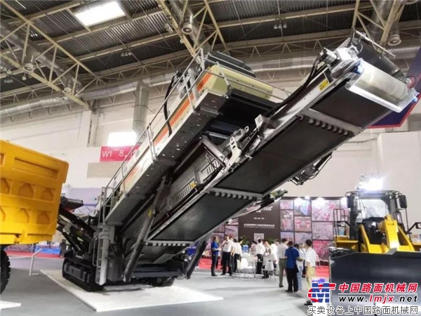 柳工矿山成套设备重磅亮相2018第五届中国国际矿业展