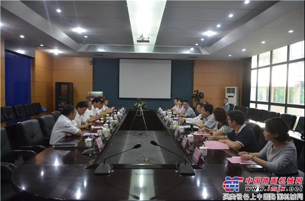 文树勋主席一行赴山河智能走访联系高层次人才