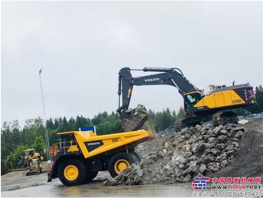 2018年度“Volvo Days”全球客户互动节在瑞典举办
